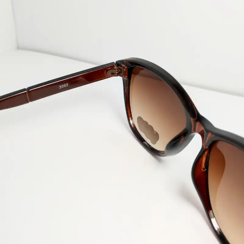 عینک آفتابی بچگانه ونیز مدل 3092-UV400 رنگ قهوه ای