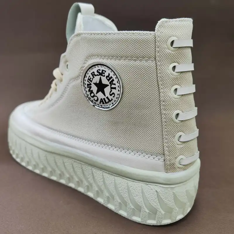 کفش پیاده روی مدل 2025