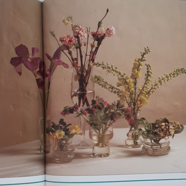 كتاب Flower Arranging اثر Jane Newdick انتشارات CLB كتاب Flower Arranging اثر Jane Newdick انتشارات CLB