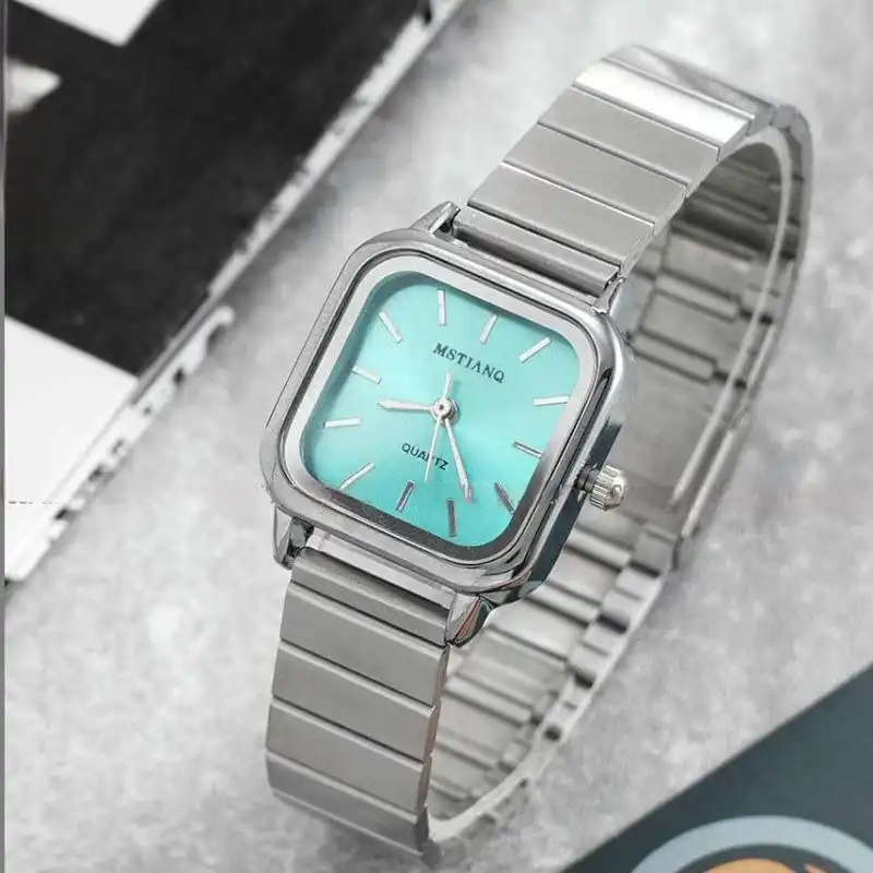 ساعت مچی عقربه ای زنانه مدل بند ریلی 02