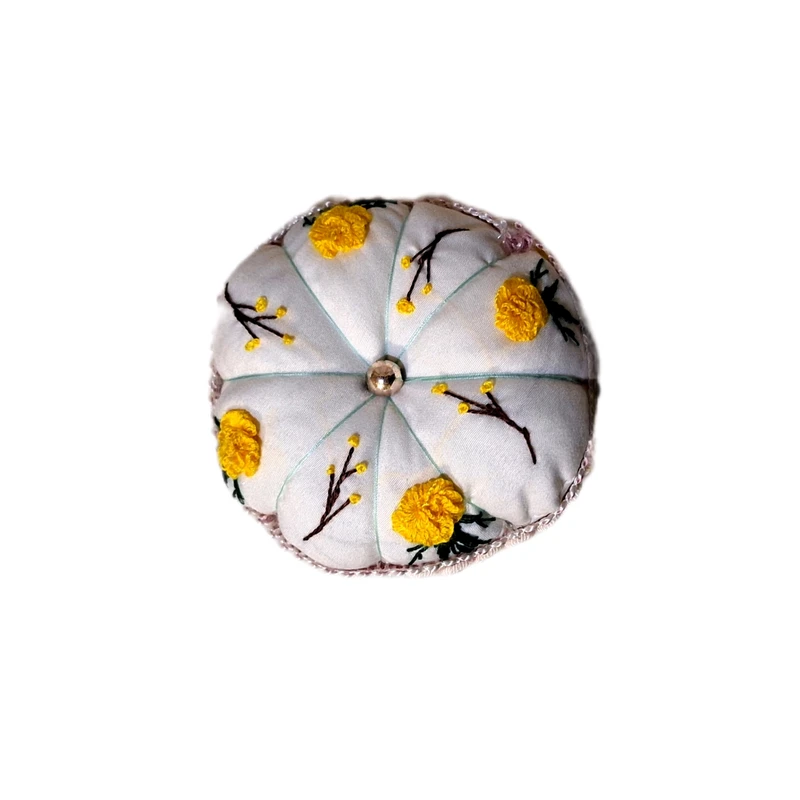 جاسوزنی مدل گل رز گلدوزی شده کد ۰۰۴