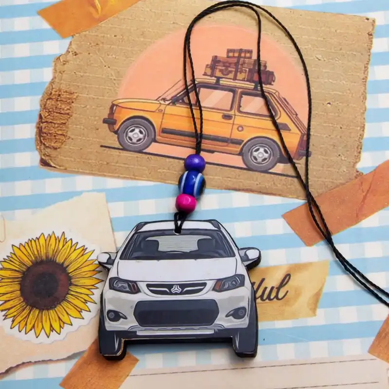 آویز تزیینی خودرو طرح کوییک