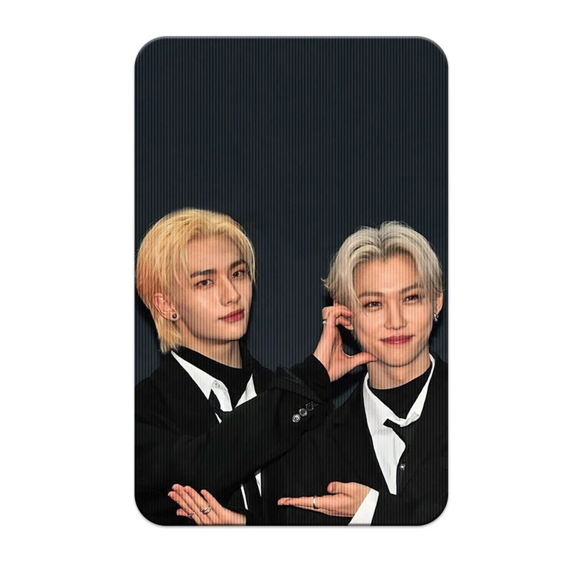 استیکر کارت پرمانه طرح straykids کد pm3d.2979