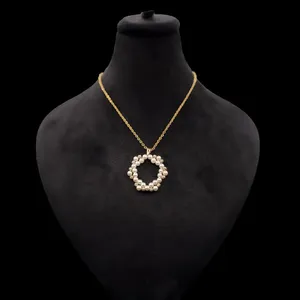 گردنبند طلا با طرح حلقه‌ای (فلامینگو) 18 عیار زنانه ناریا مدل خورشید