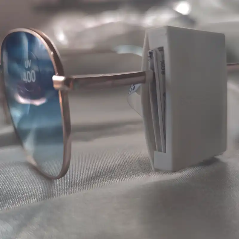 عینک آفتابی اکسسورایز مدل روزانه