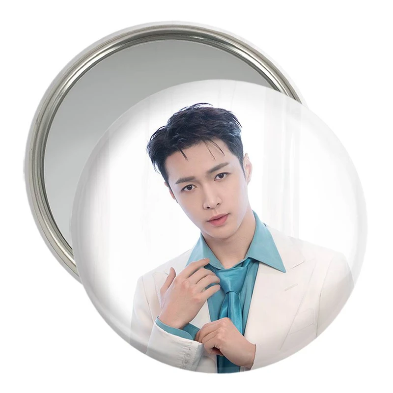 آینه جیبی خندالو مدل لی گروه اکسو EXO  کد 13439