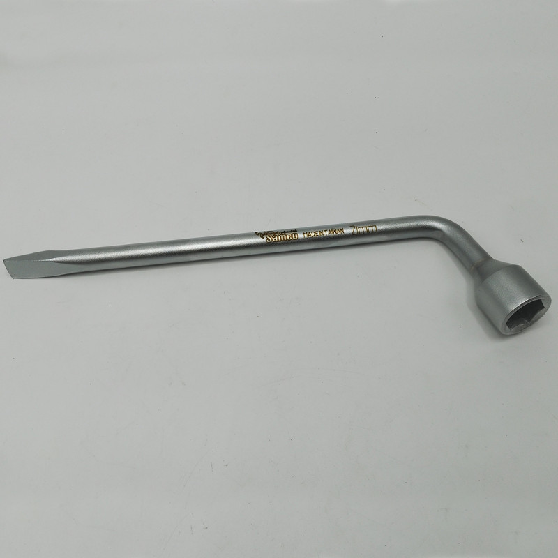 آچار چرخ سامکو مدل YP021 سایز 21 اینچ آچار چرخ سامکو مدل YP021 سایز 21 اینچ