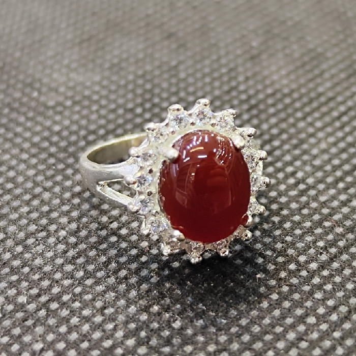 انگشتر نقره زنانه مدل سنگ عقیق کد 123 انگشتر نقره زنانه مدل سنگ عقیق کد 123