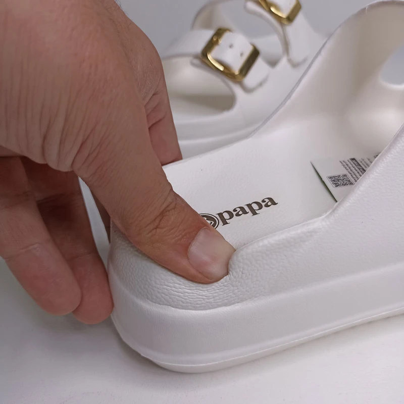 عکس شماره 13 : دمپایی زنانه پاپا مدل نقره کد 1662-cr