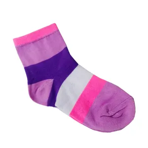 جوراب دخترانه مدل رنگین کمان کد 110