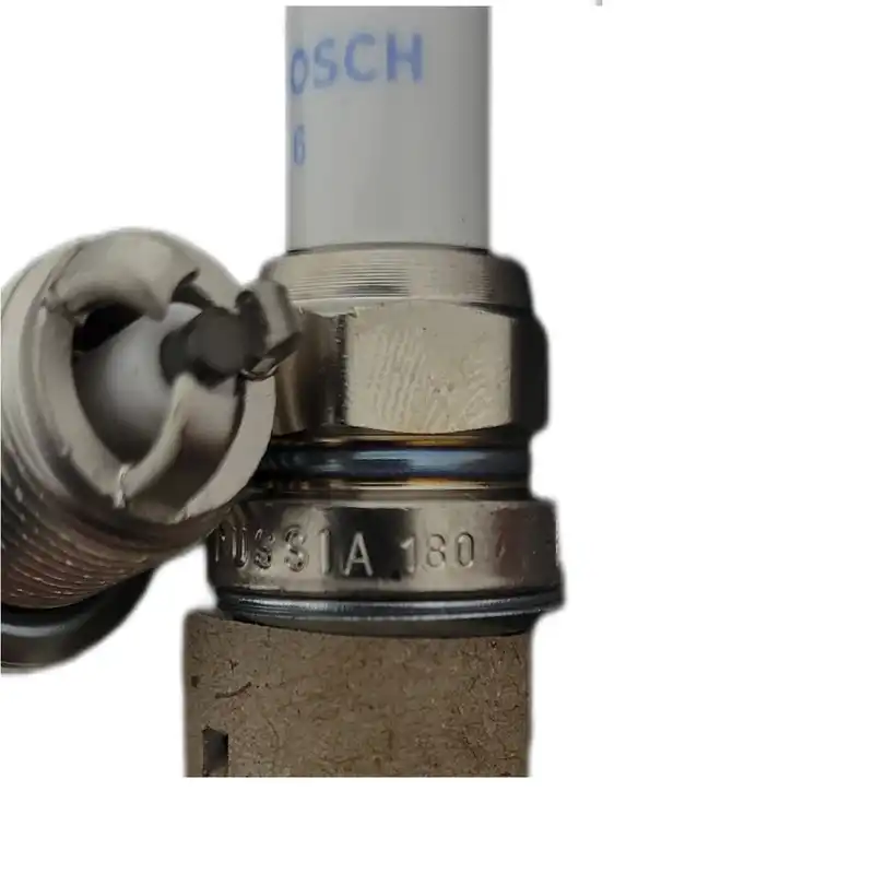 شمع خودرو بوش مدل FR8KTC بسته 4 عددی