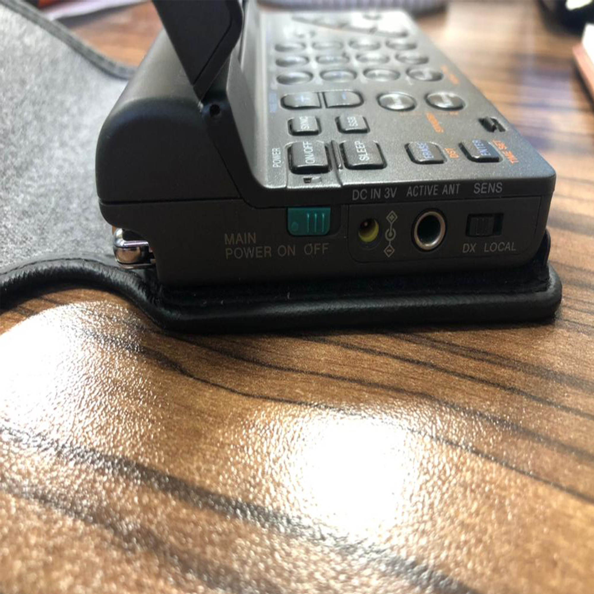 رادیو سونی مدل ICF-SW100E رادیو سونی مدل ICF-SW100E