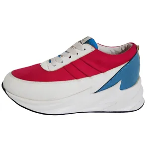 کفش پیاده روی مدل شارک 545