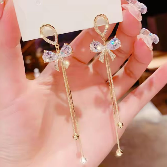 گوشواره آویز زنانه مدل پاپیون کد s014