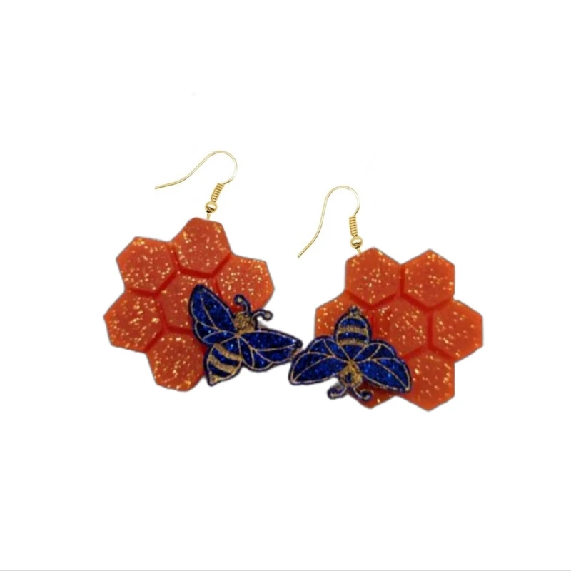 گوشواره دستساز زنانه رزینی مدل کندو و زنبور عسل کد 02