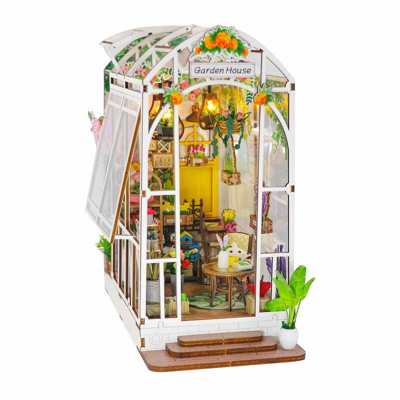 اسباب بازی طرح خانه عروسکی مدل M2313