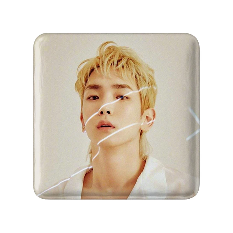 مگنت خندالو طرح کی گروه شاینی Shinee  مدل مربعی کد 21330