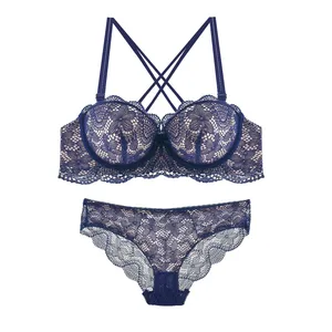 ست شورت و سوتین زنانه مدل نیم کاپ گیپور 2549462335