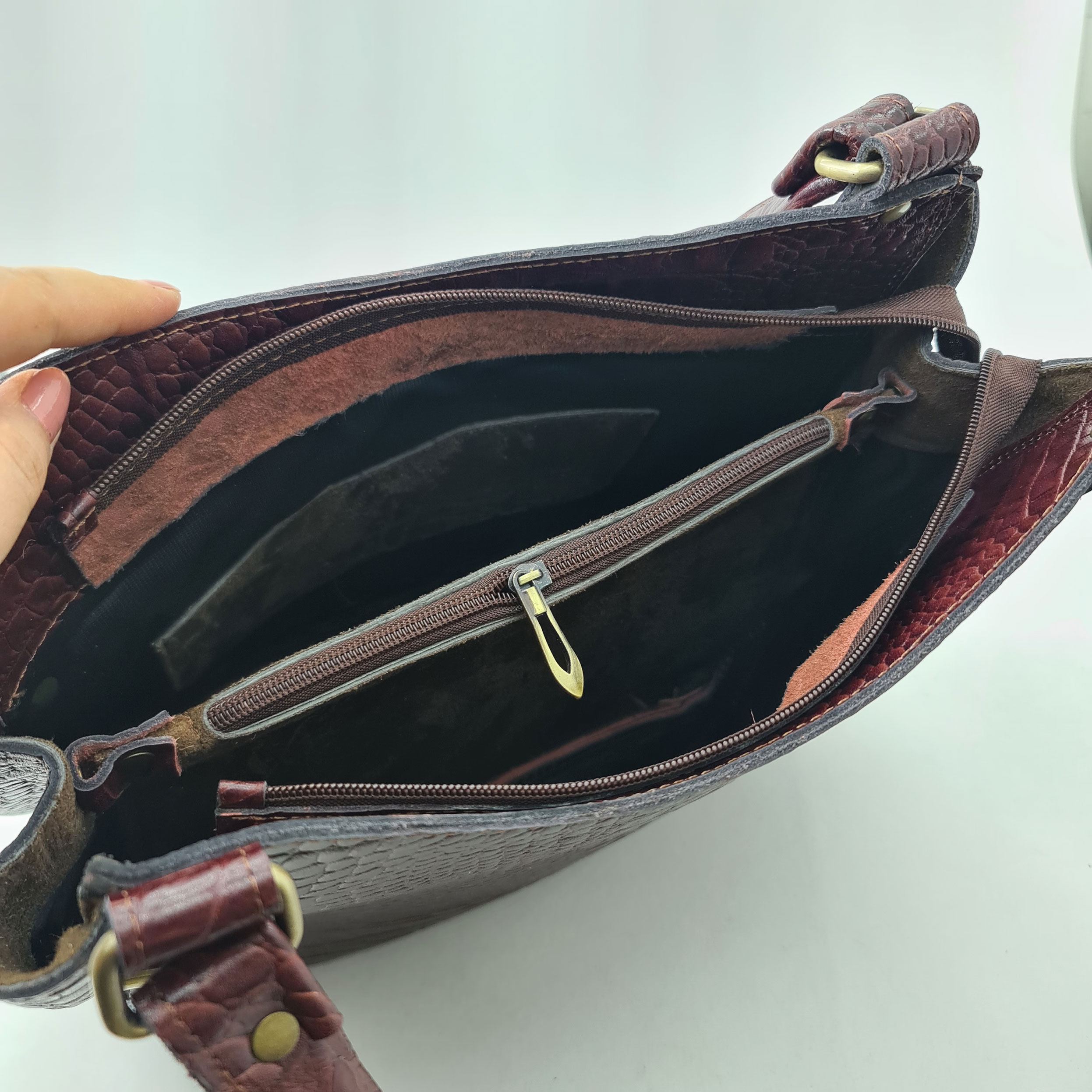 کیف دستی زنانه مدل لاویا چرم طبیعی کد A_660