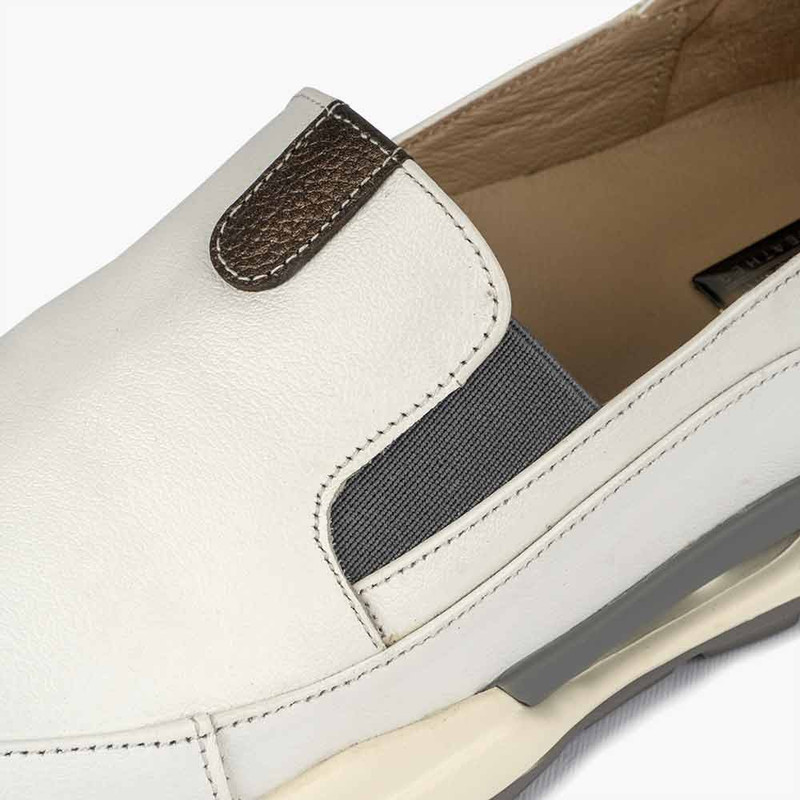 کفش روزمره زنانه چرم باربارا مدل 1005