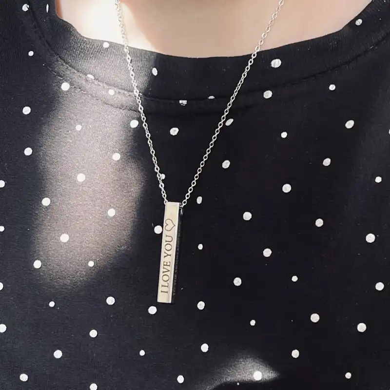 گردنبند مدل مکعب عشق I love you