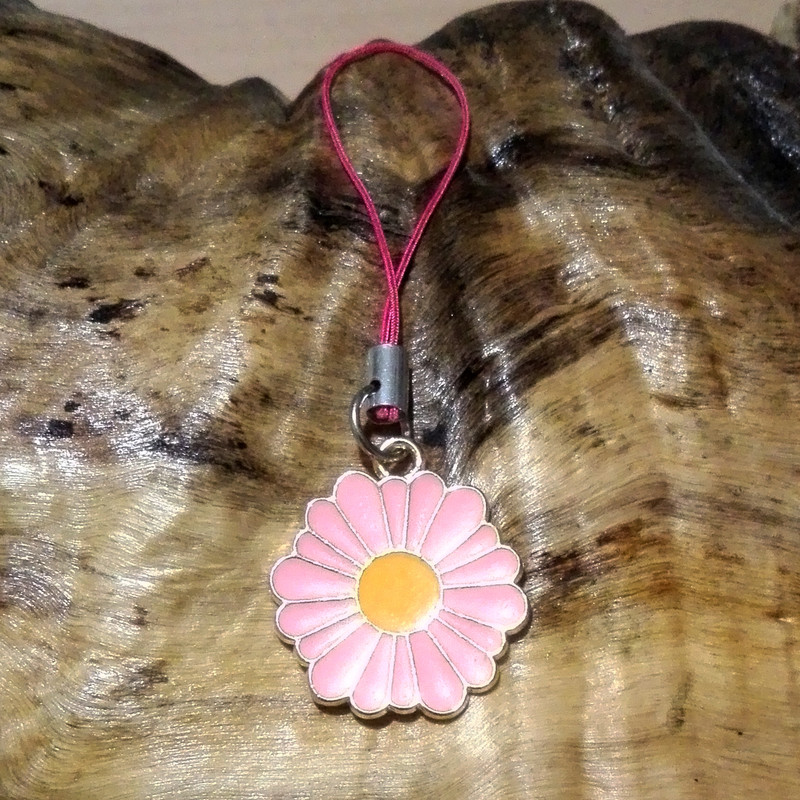 آویز موبایل مدل بابونه