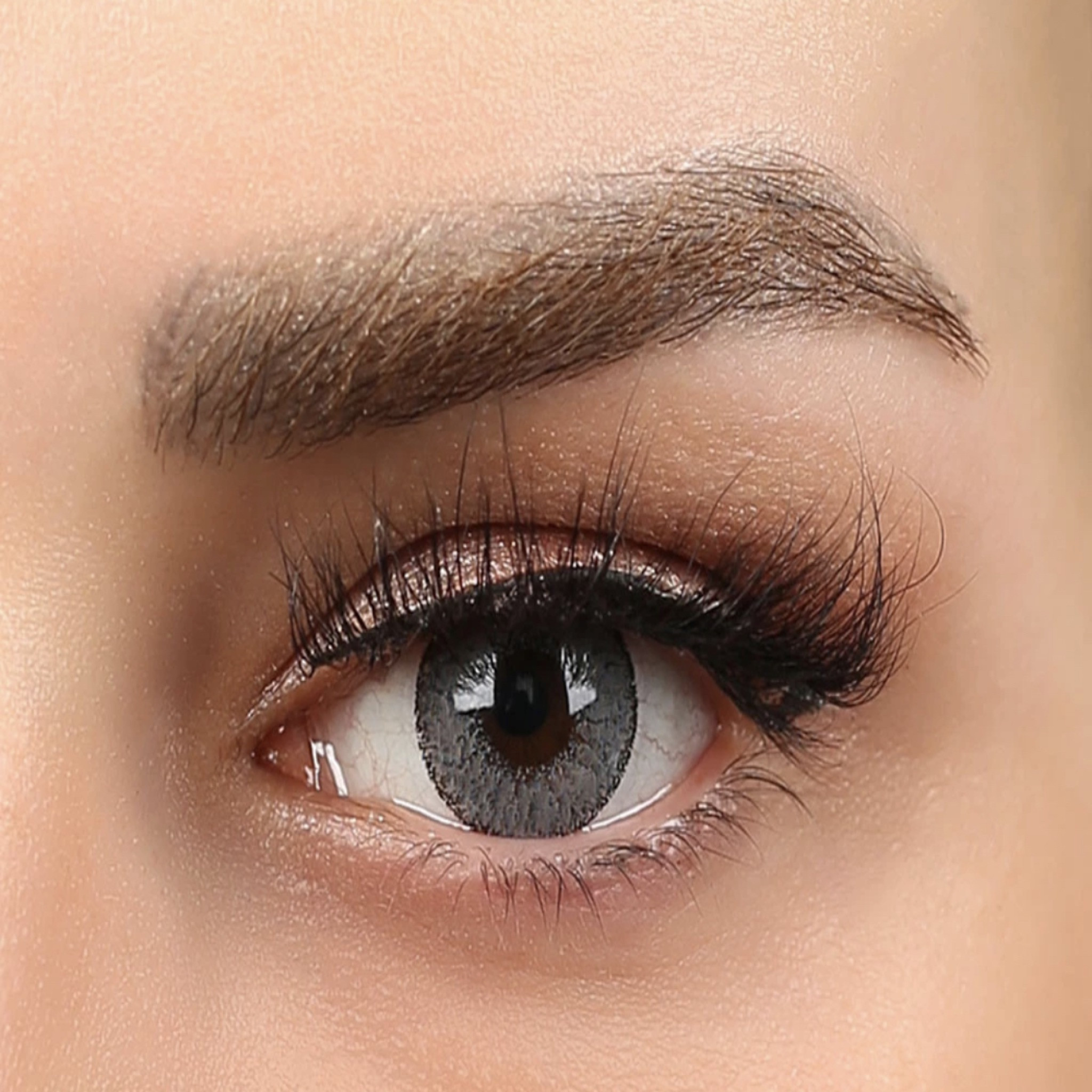 لنز چشم هرا گریس شماره 0958 رنگ طوسی تیره