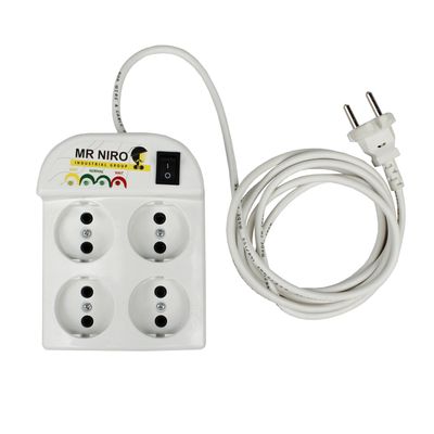 نقد و بررسی محافظ ولتاژ مستر نیرو مدل چهار خانه کد 043 توسط خریداران