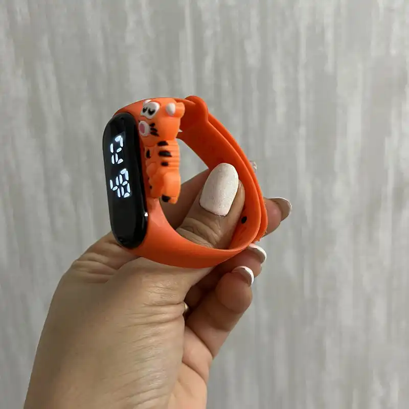 ساعت مچی دیجیتال بچگانه مدل ضد آب سیلیکونیOR E طرح ببر کد BB