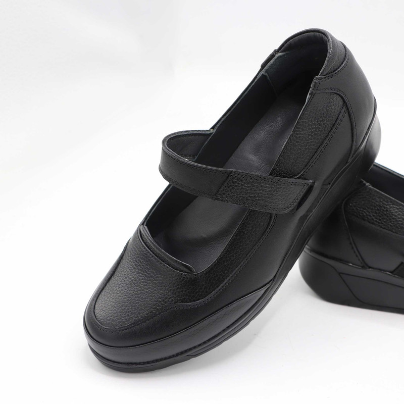 کفش روزمره زنانه مدل نارین کشی رنگ مشکی