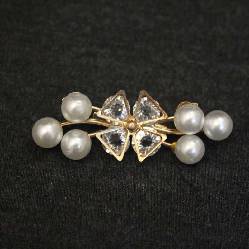 گل سینه زنانه کد Ki 9 گل سینه زنانه کد Ki 9