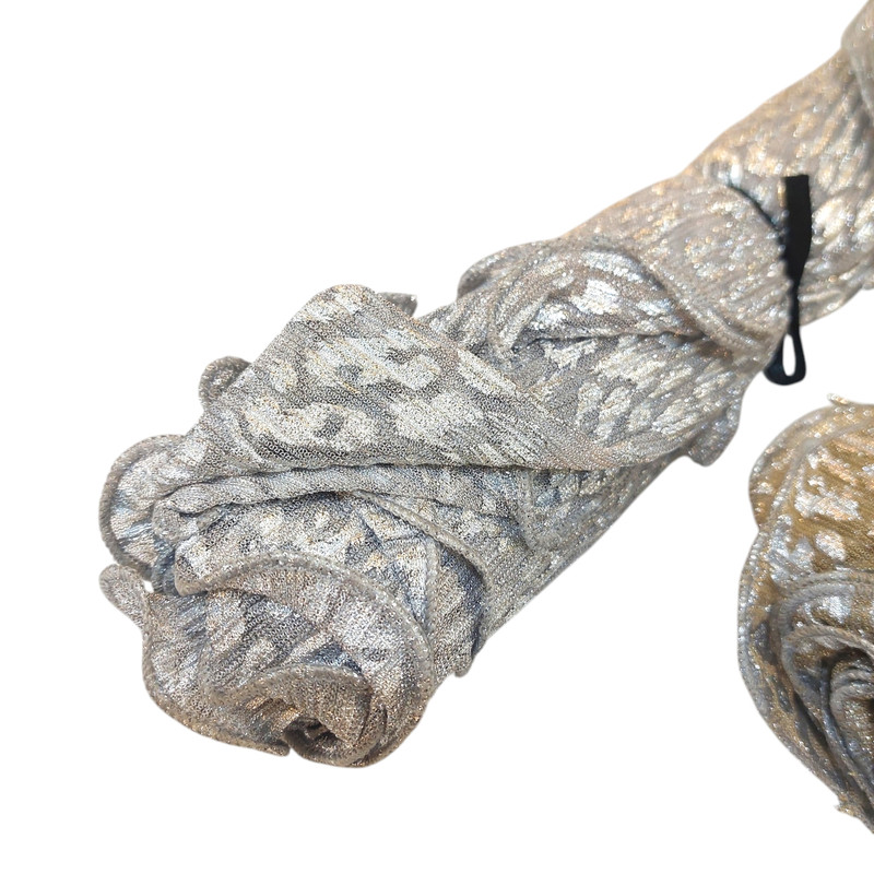 شال زنانه مدل مزونی توری طرح پلنگی حاشیه موجدار