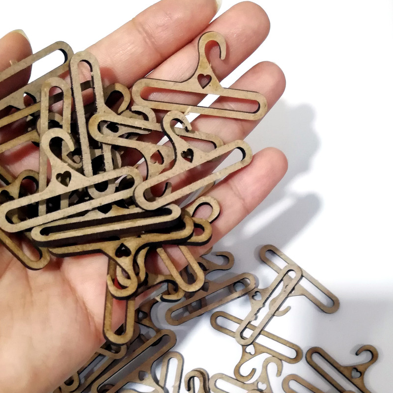 گیفت طرح چوب لباسی مدل رویا بسته 50 عددی