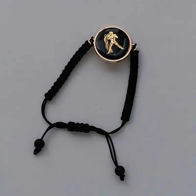 دستبند مدل ماه تولد بهمن G37