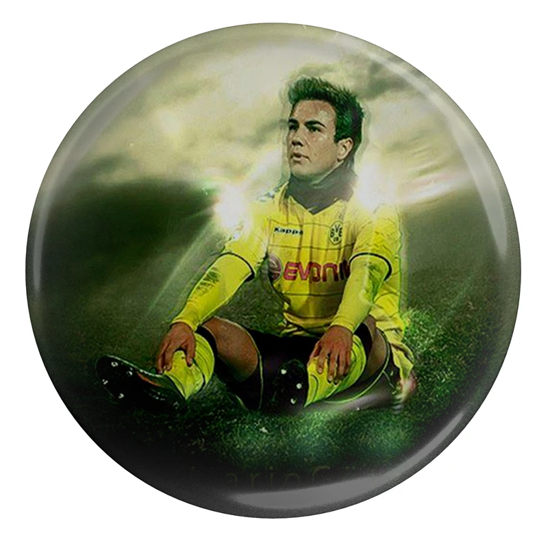 مگنت طرح بازیکن فوتبال دورتمند آلمان ماریو گوتسه مدل S4561 