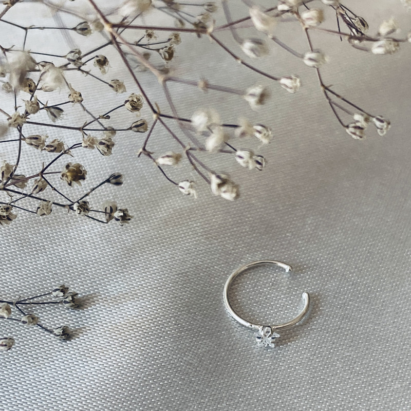 پیرسینگ نقره زنانه مدل نگینی ستاره