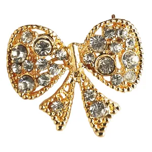 گل سینه زنانه مدل پاپیون کد 01