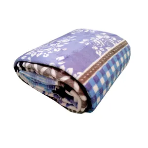 پتو مسافرتی نرمینه بافت مدل Sarvin کد 5 سایز 210x150 سانتی متر