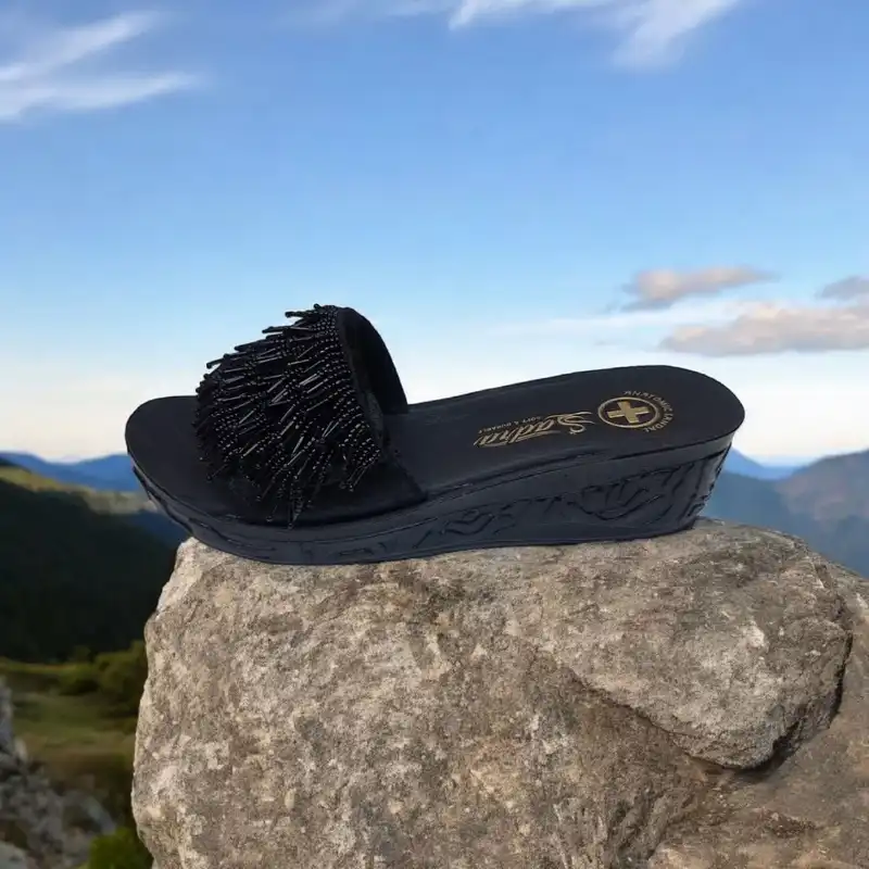 دمپایی زنانه مدل نگین کد 102