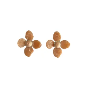 گوشواره زنانه تاش مدل flower