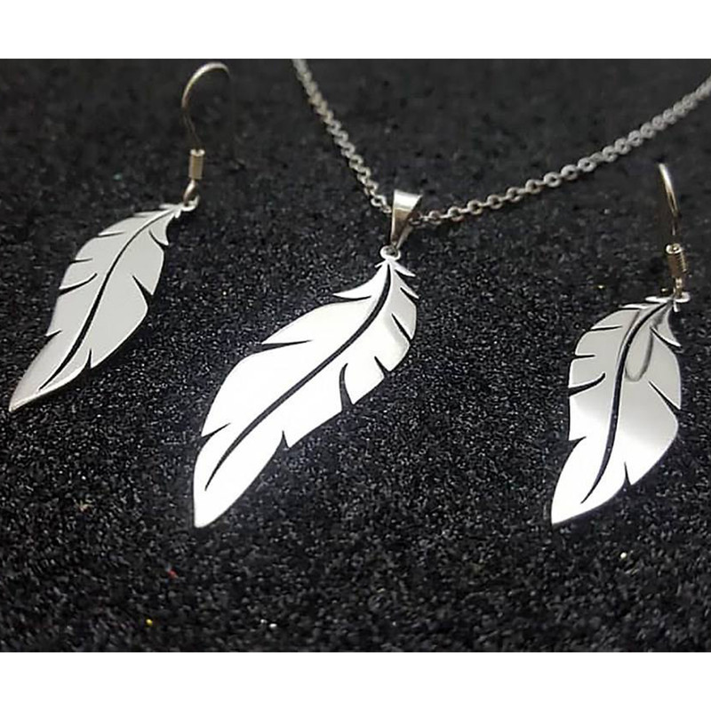 نیم ست نقره زنانه مدل پر کد AB001 نیم ست نقره زنانه مدل پر کد AB001