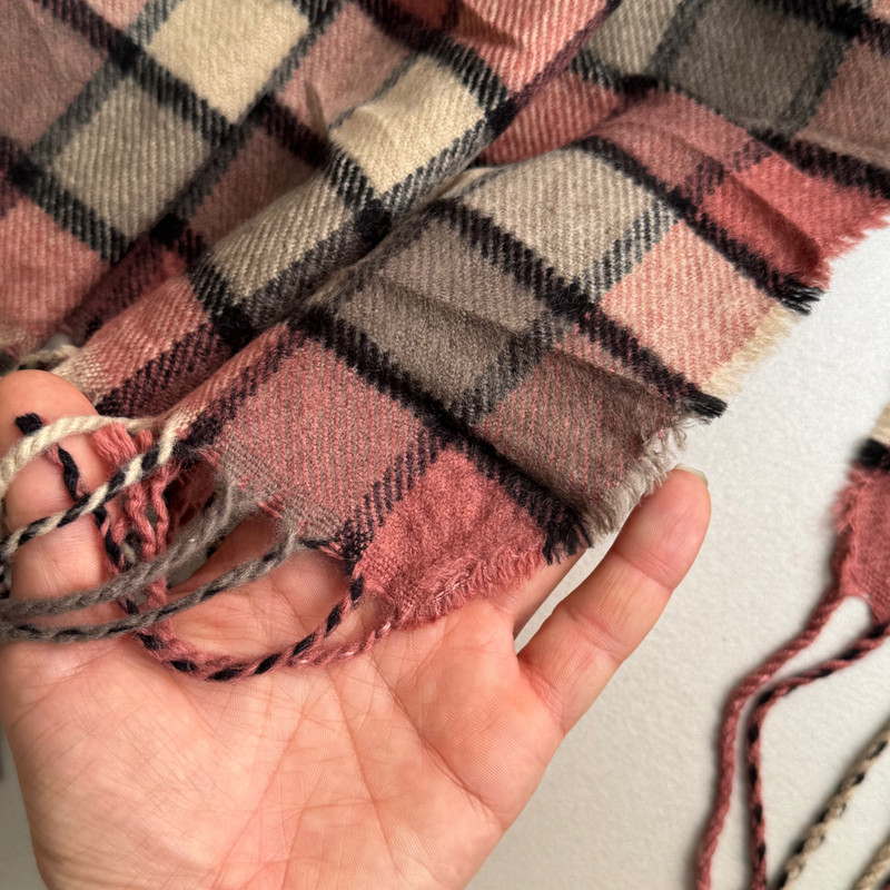 شال گردن زنانه مدل موهر چهارخانه مربعی ریز ریش ریشی کد 14