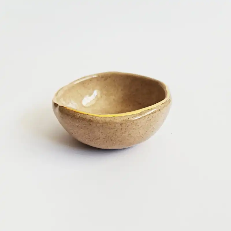 پیاله سرامیکی مدل دفرمه کد 002