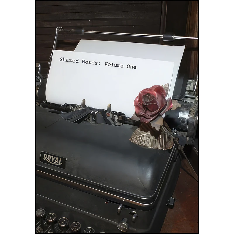 کتاب Shared Words اثر جمعي از نويسندگان انتشارات تازه ها