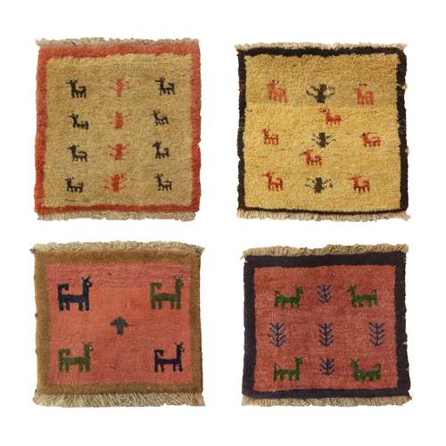 زیرتلفنی گبه دستباف فرش چمن رخ مدل ذهنی بافت کد CHR- 261227343940 مجموعه 4 عددی