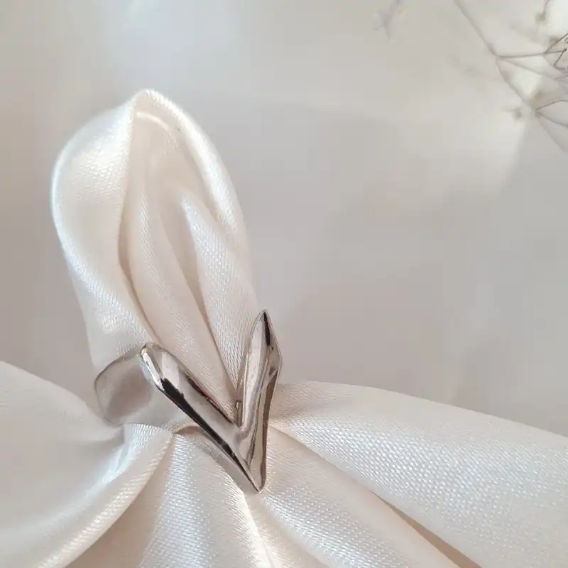 انگشتر مدل هفت