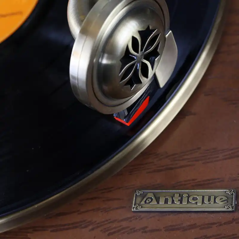 پخش کننده خانگی آنتیک مدل PTS - 2215 BT