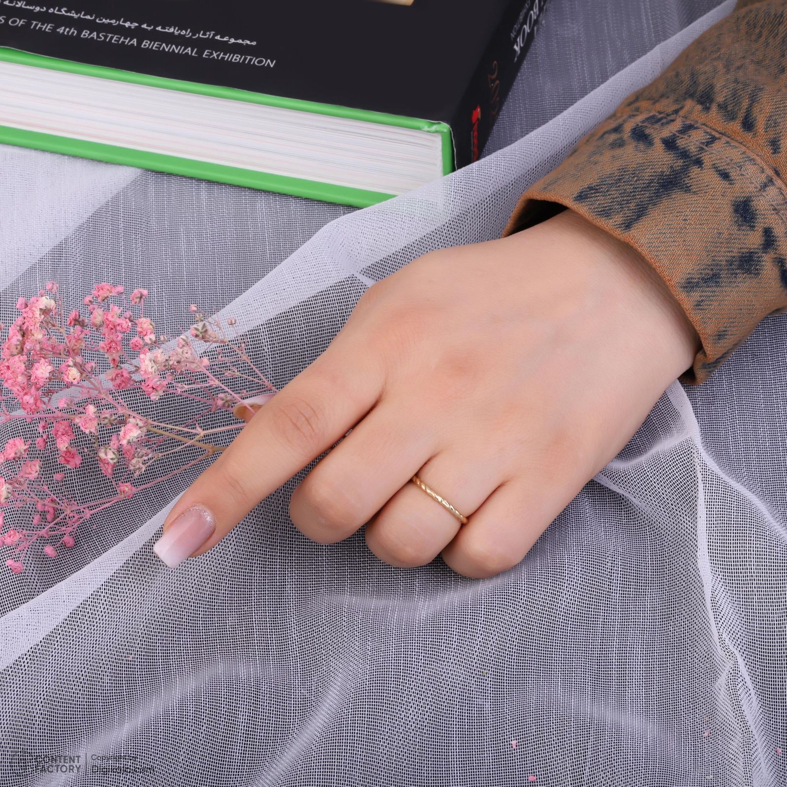 انگشتر طلا 18 عیار زنانه حافا گلد مدل r010 سایز 53 -  - 9