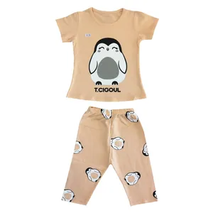 ست تی شرت و شلوارک دخترانه مدل DP9097