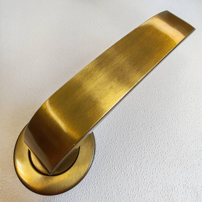 دستگیره در ضد سرقت بیسان مدل رادین چپ باز شو کد 1004